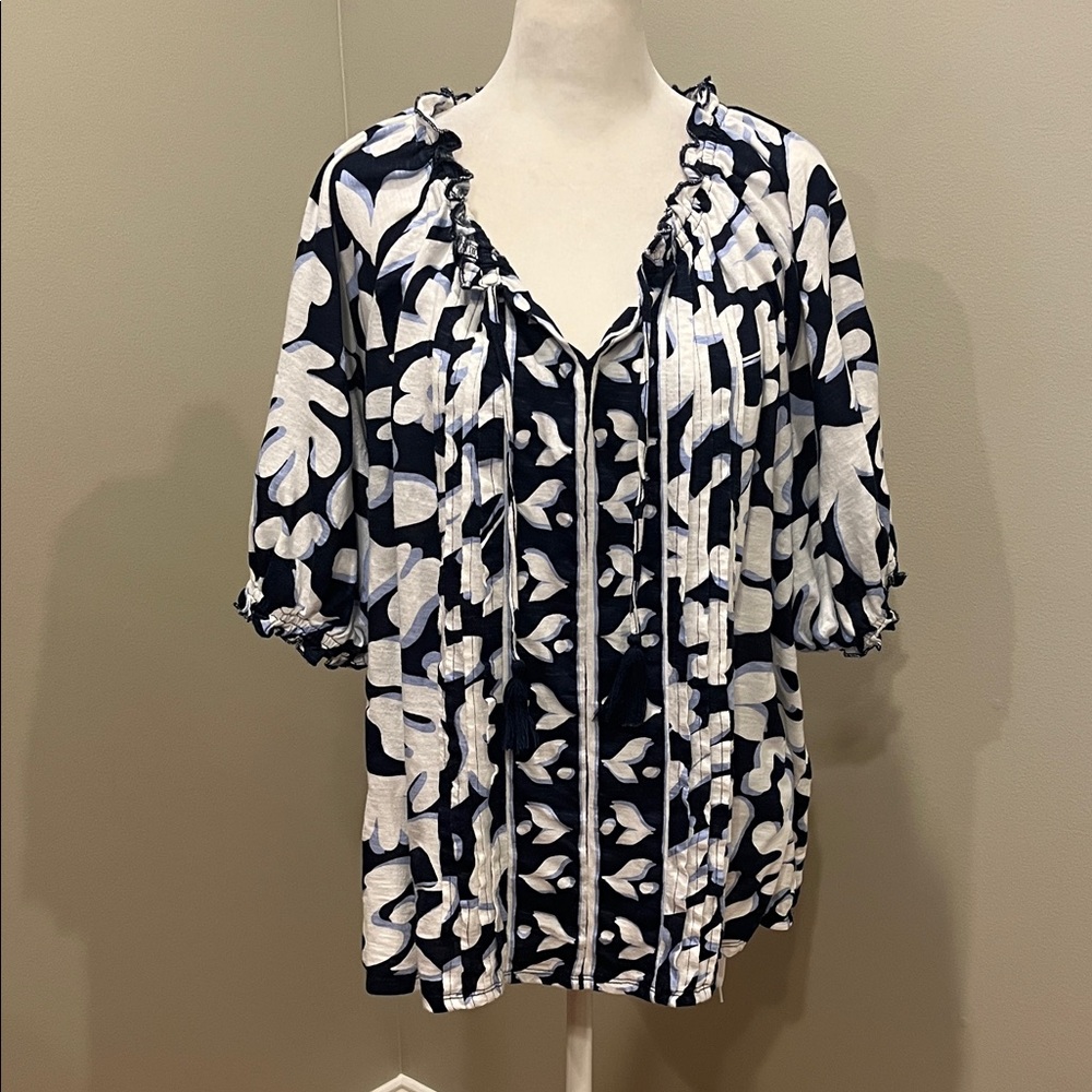 Wonderly Blue White Cotton V-Neck Top